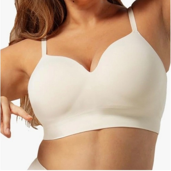 trukind Other - Truekind Wireless Bra Nude Beige Size L Seamless Lightly Lined Comfort Bra